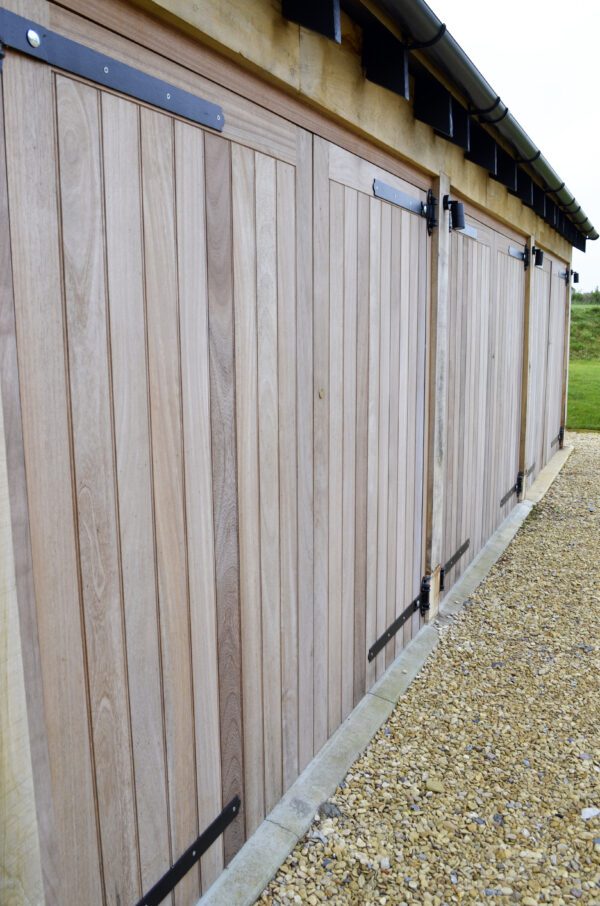 Garage doors 005