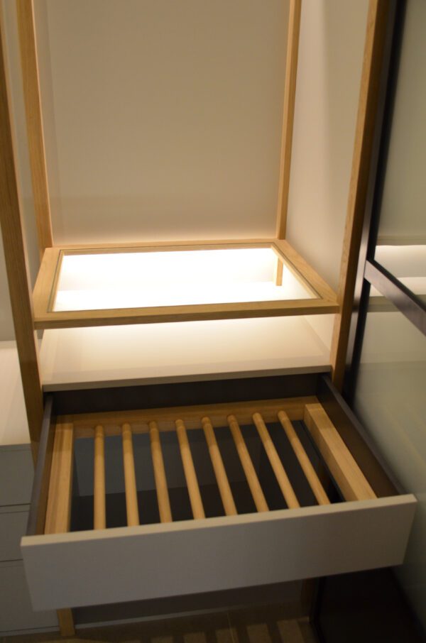 Wardrobes 008