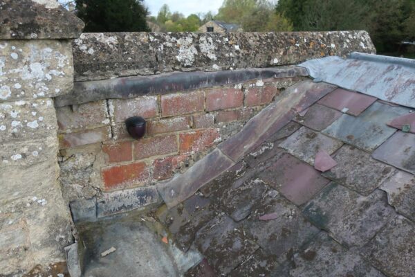 Slate roof leadedging2